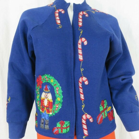 Vintage Fruit Of The Loom Christmas Sweater Blue Nutcracker Candy Cane Gifts M - Picture 10 of 16